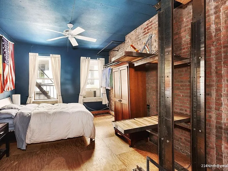 Upstairs Bedroom