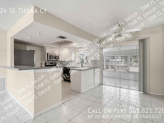 3rd image of 824 SE Tierra Ct