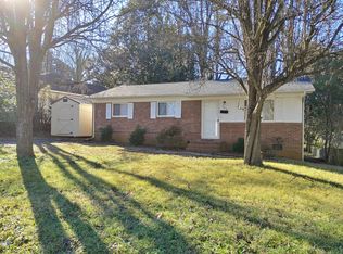 723 W Craighead Rd, Charlotte, NC 28206