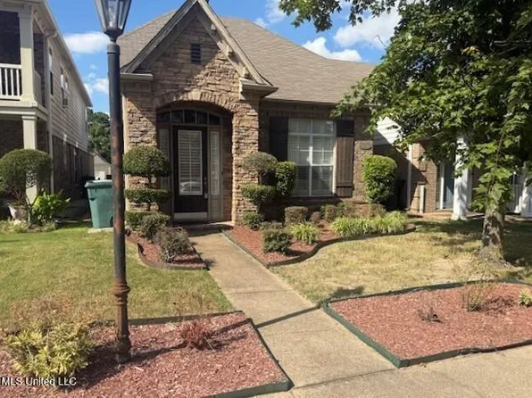 8520 Shady Elm Dr, Cordova, TN 38018