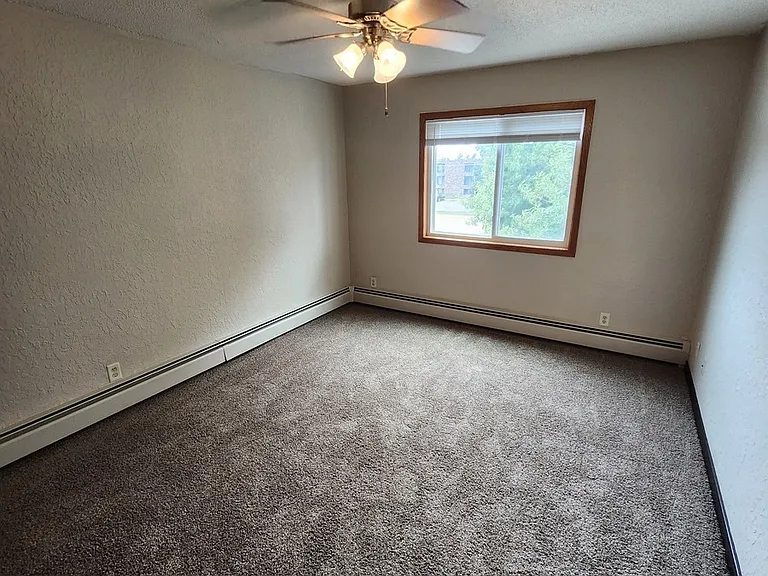 330 2nd Ave S #329 — Photo 6