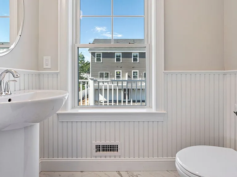 3400 Lafayette Rd — Photo 15