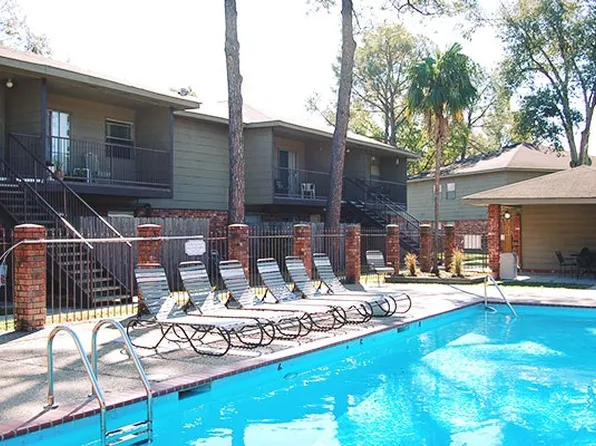 Carol Sue Apartments