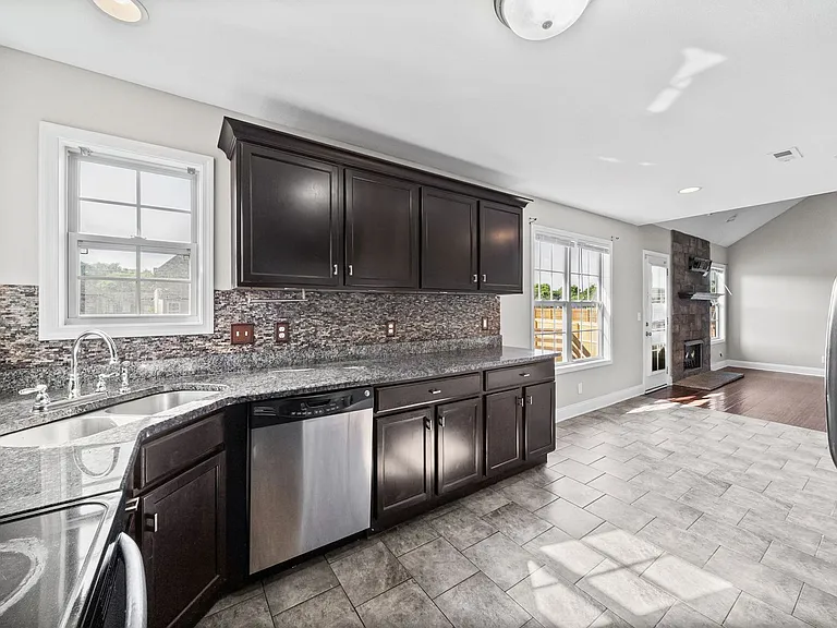 1290 Snowball Ln — Photo 12