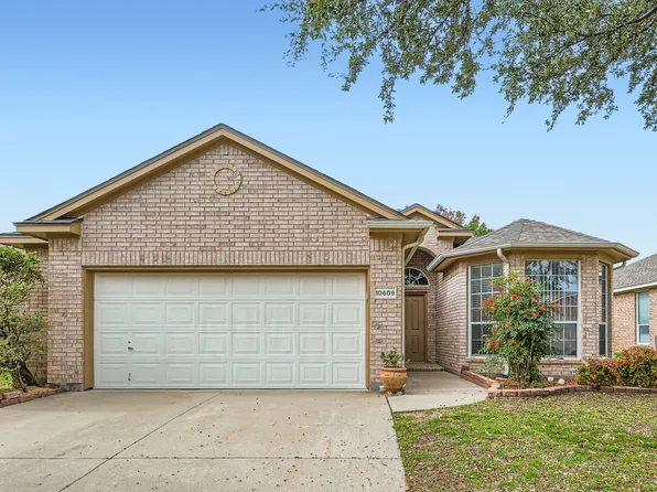 10609 Cloisters Dr, Fort Worth, TX 76131