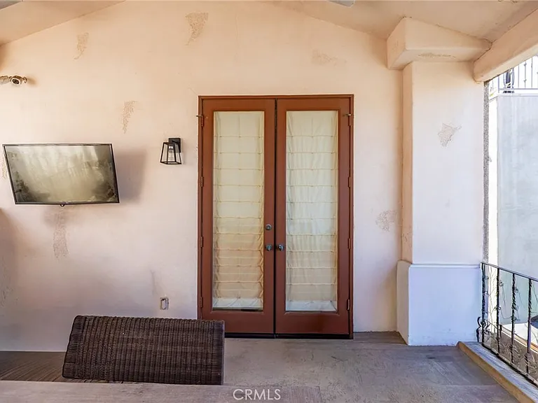 412 Acacia Ave #1/2 — Photo 14