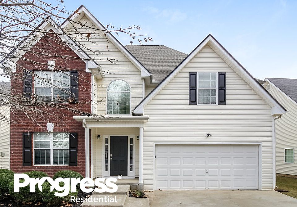 1st image of 33 Saint Charles Pl