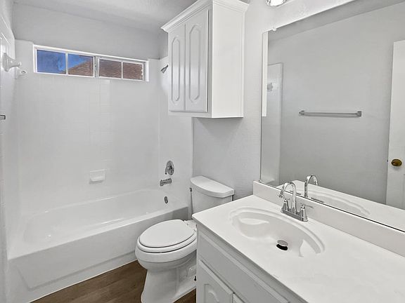 5th image of 1716 Cattail Creek Dr