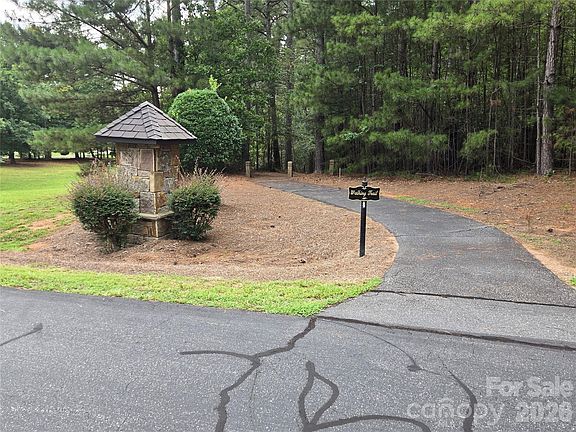 4th image of 5582 Bridgewater Dr #206