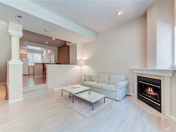 5th image of 2070 132nd Ave SE APT 710