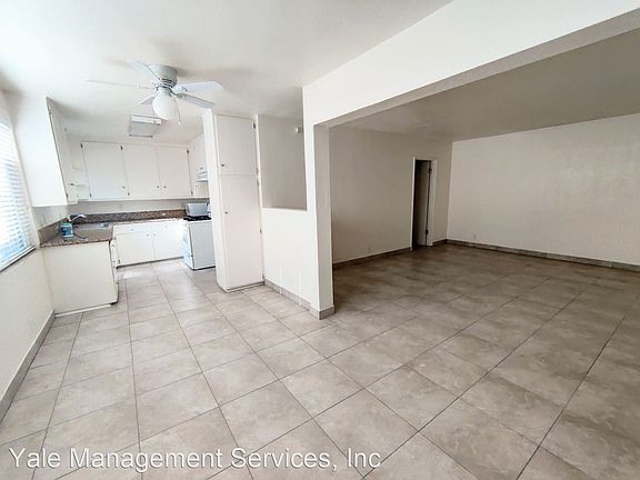 2nd image of 4838 Hazeltine Ave APT 4