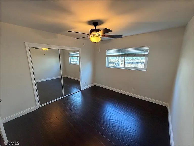 2530 Carmona Ave — Photo 6