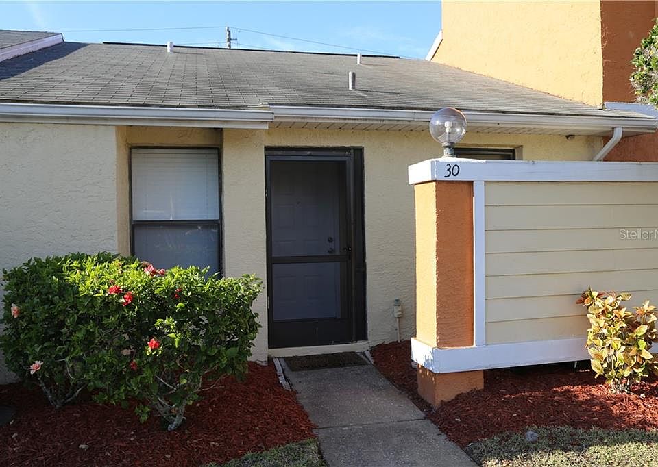 1st image of 30 Silver Falls Cir