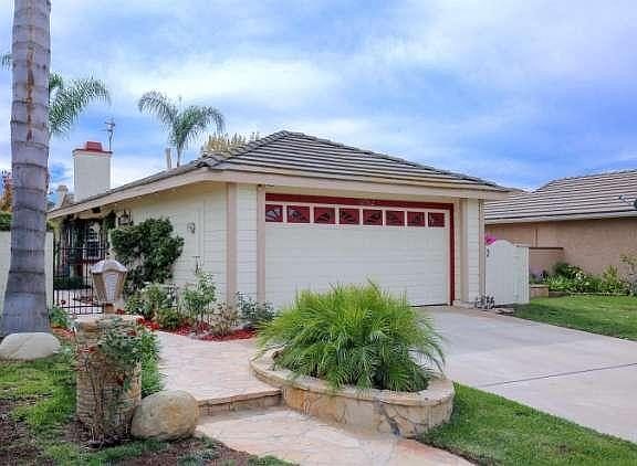 2nd image of 12962 E Vistapark Dr