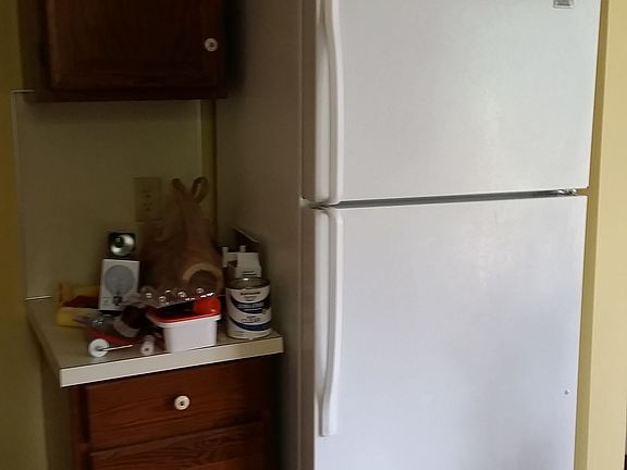 2nd image of 14883 Sherwood Dr