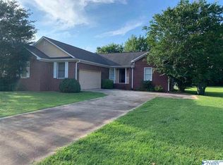 103 Costal Dr, Hazel Green, AL 35750