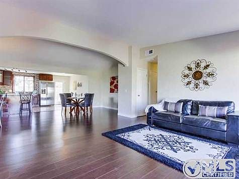 4th image of 8147 Calle Nueva