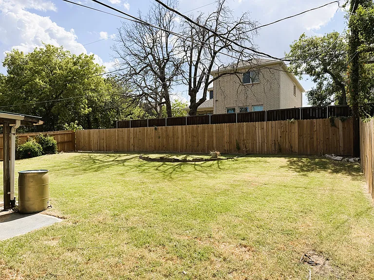6406 Willow Springs Dr — Photo 19