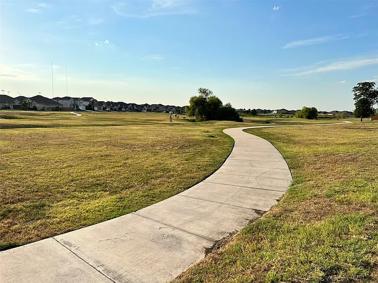 140 Pentro Path — Photo 36