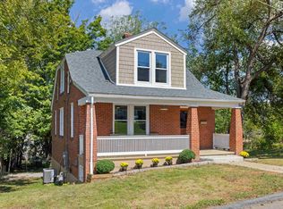 221 W Peabody St, Staunton, VA 24401