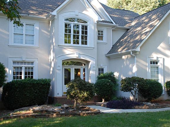 3rd image of 10325 Lady Candice Ln