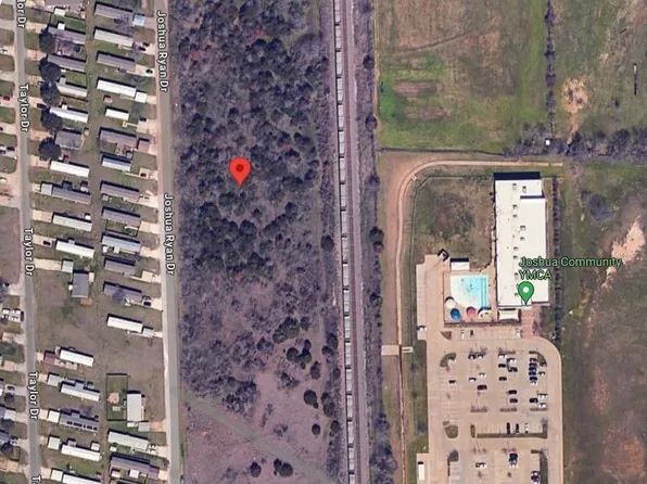 1001 Joshua Ryan Dr, Joshua, TX 76058