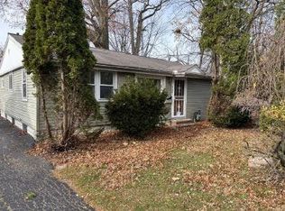304 E 238th St, Euclid, OH 44123
