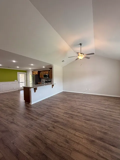 3 bed, 1500 sqft, $1,700 — Photo 4