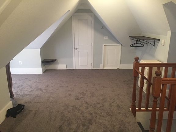 2nd image of 808 S L St APT B