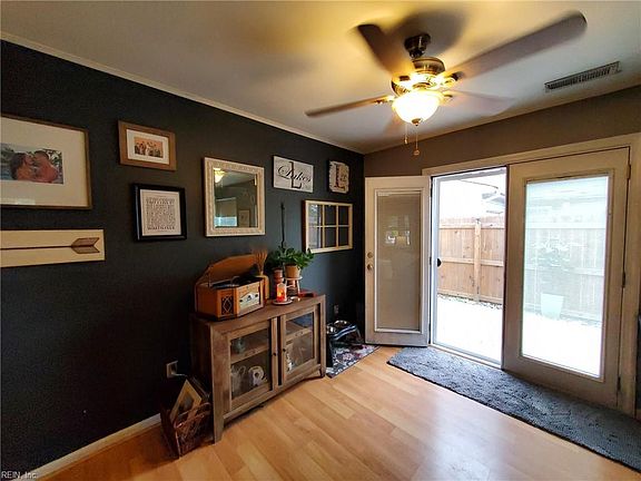 5th image of 5144 Evesham Dr