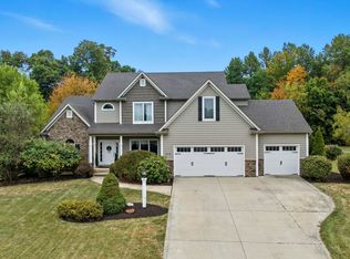 9829 Secluded Pl, Fort Wayne, IN 46835