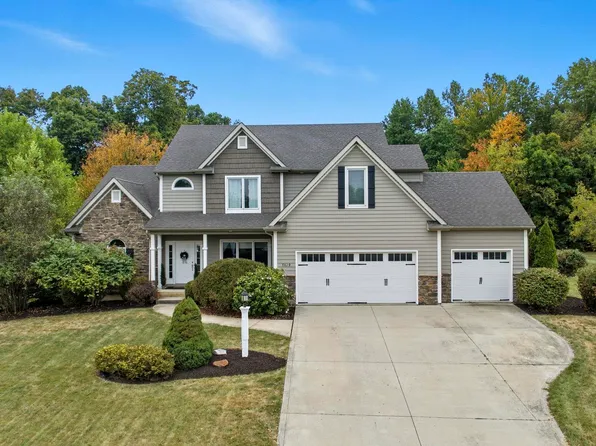 9829 Secluded Pl, Fort Wayne, IN 46835