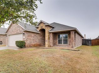 221 Range Rd, Waxahachie, TX 75165