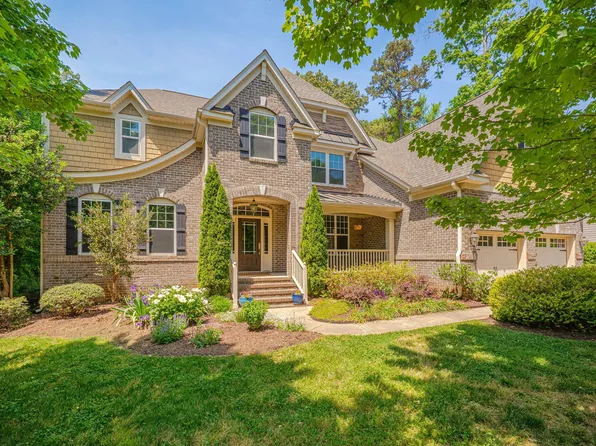 147 W Hatterleigh Ave, Hillsborough, NC 27278