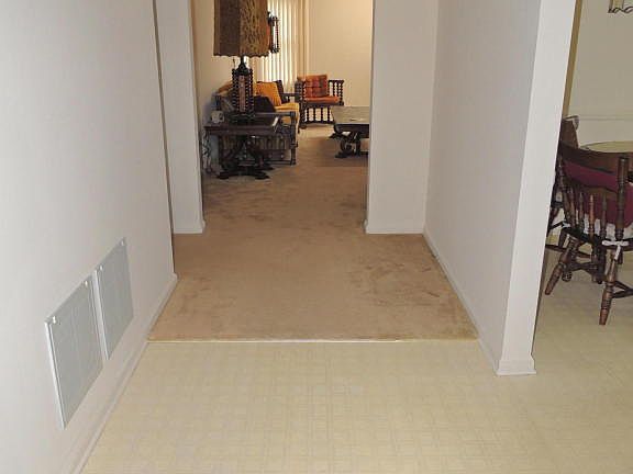 4th image of 1484 Essex Ct