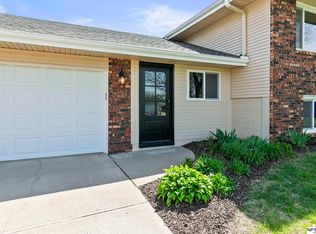 354 E Baronage Dr, Blair, NE 68008
