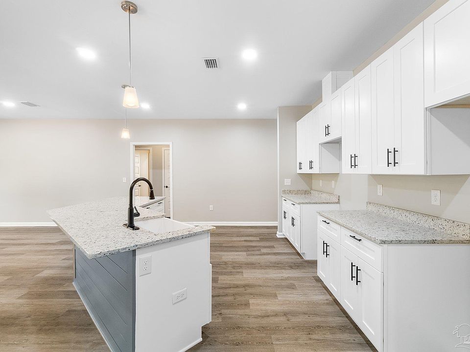 1st image of 3010 Woodbury Cir