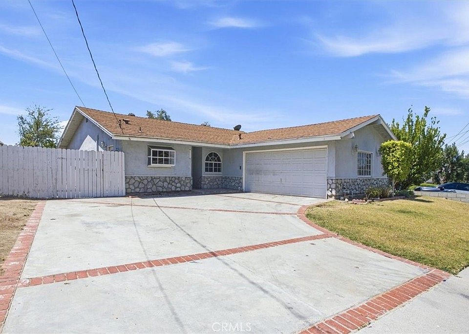 1st image of 28234 Enderly St