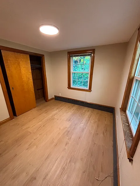 3 bed, 1100 sqft, $3,500 — Photo 4