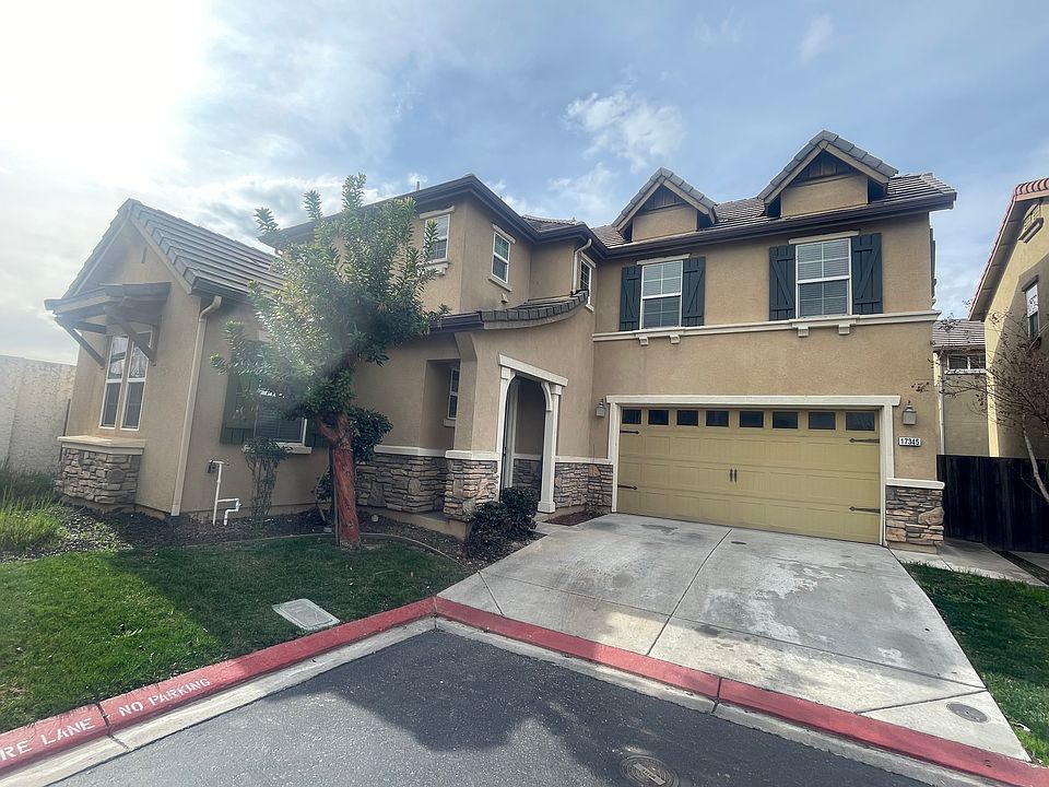 Outside view of the house 1