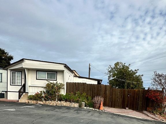 2nd image of 5751 Bridgehead Rd APT 38