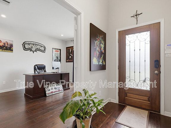 2nd image of 4727 La Santa Rd