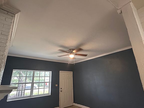 3rd image of 6308 Funston St