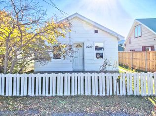 2729 N 216th St, Crowsnest Pass, AB T0K 0C0