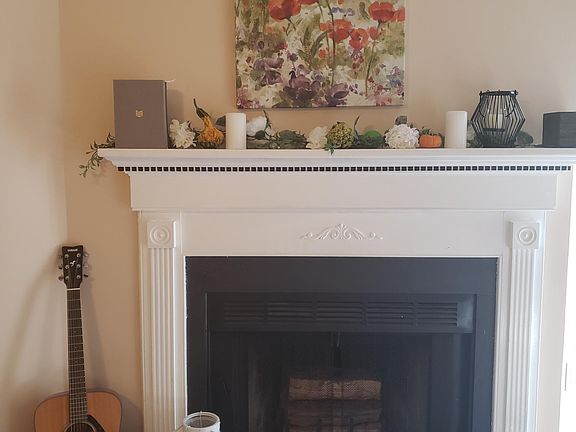 5th image of 281 S Pickett St APT 102