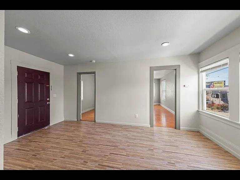1914 51st Ave #1914 — Photo 7