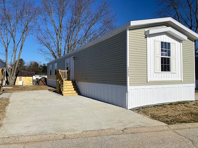 1st image of 12414 Firethorn Dr