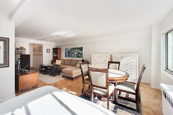 Sold by Town Residential | media 9