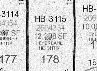 1000 Heyerdahl Hts, Oneida, WI 54155