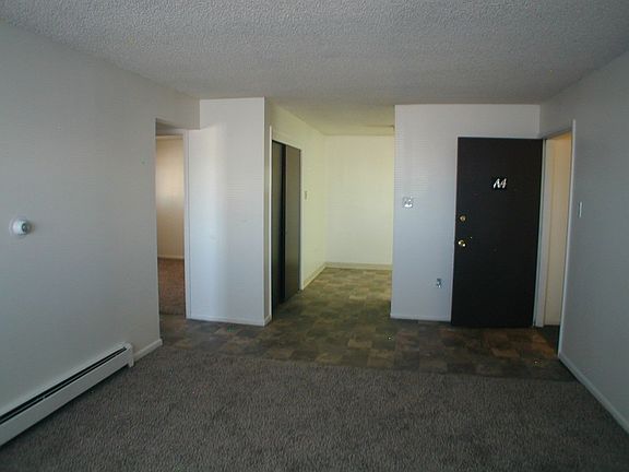 3rd image of 4600-01 Hilltop Ave APT B4